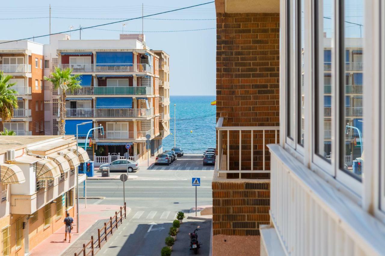 Apartamento Berry Playa Naufragos Torrevieja Luaran gambar